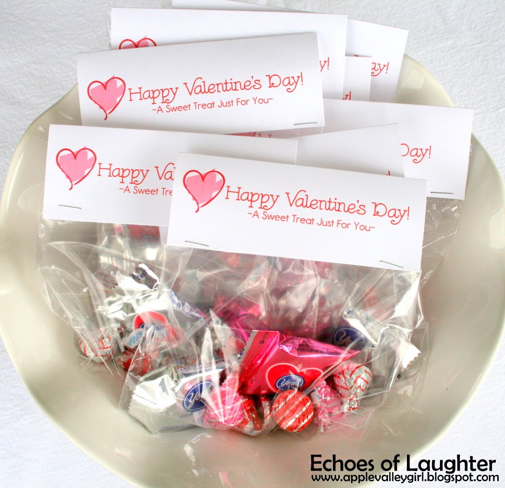 How To Make Valentine Treat Bag Toppers & Free Printable Intended For Goodie Bag Label Template